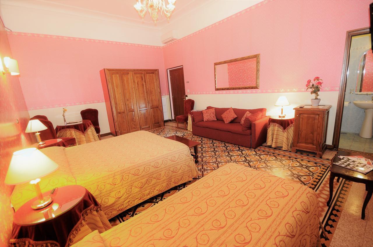 Hotel Sweet Home Róma Kültér fotó