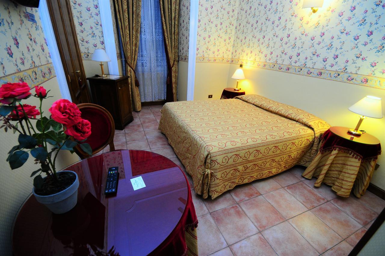 Hotel Sweet Home Róma Kültér fotó